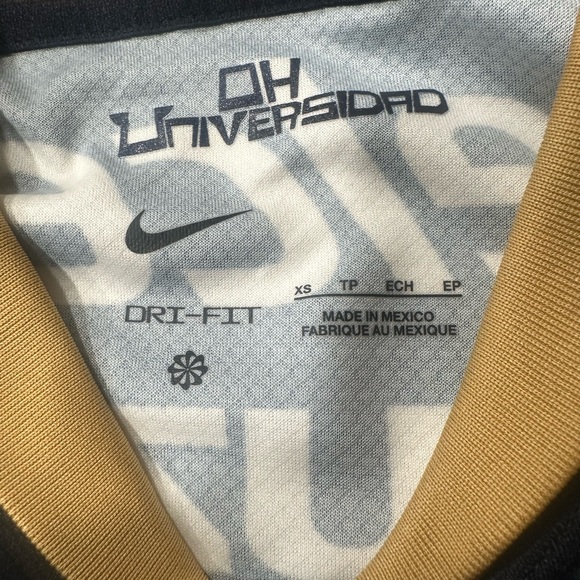 Pumas UNAM Liga MX Women’s Authentic Nike Jersey (X-Small) Retails for $95 - Picture 4 of 14